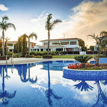 Holiday Atlantis Gardens - Lca011002-lyf